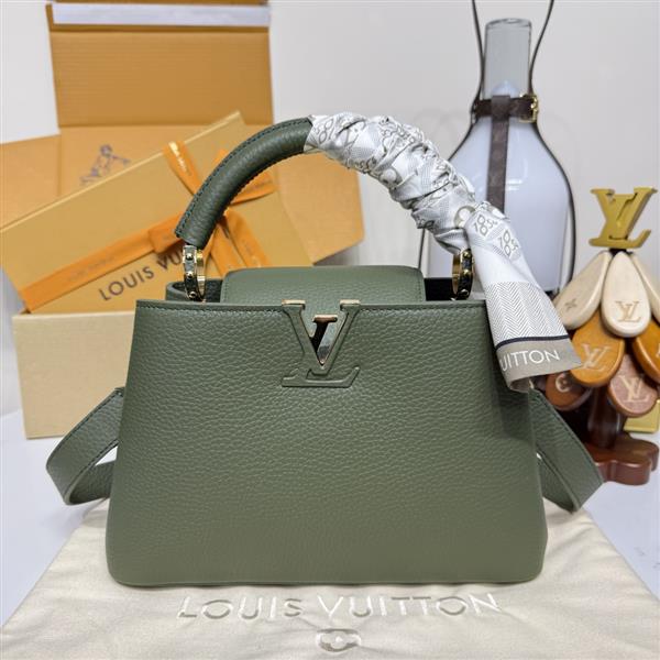 2026120164252205 250